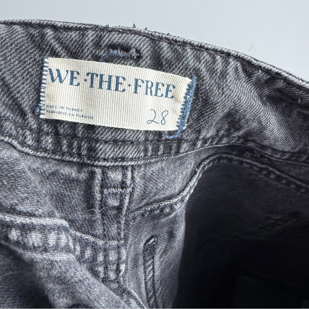 FREE PEOPLE ASTER STRAIGHT LEG JEANS in Asteroid Black Gray Size 28 High Rise - Picture 10 of 16
